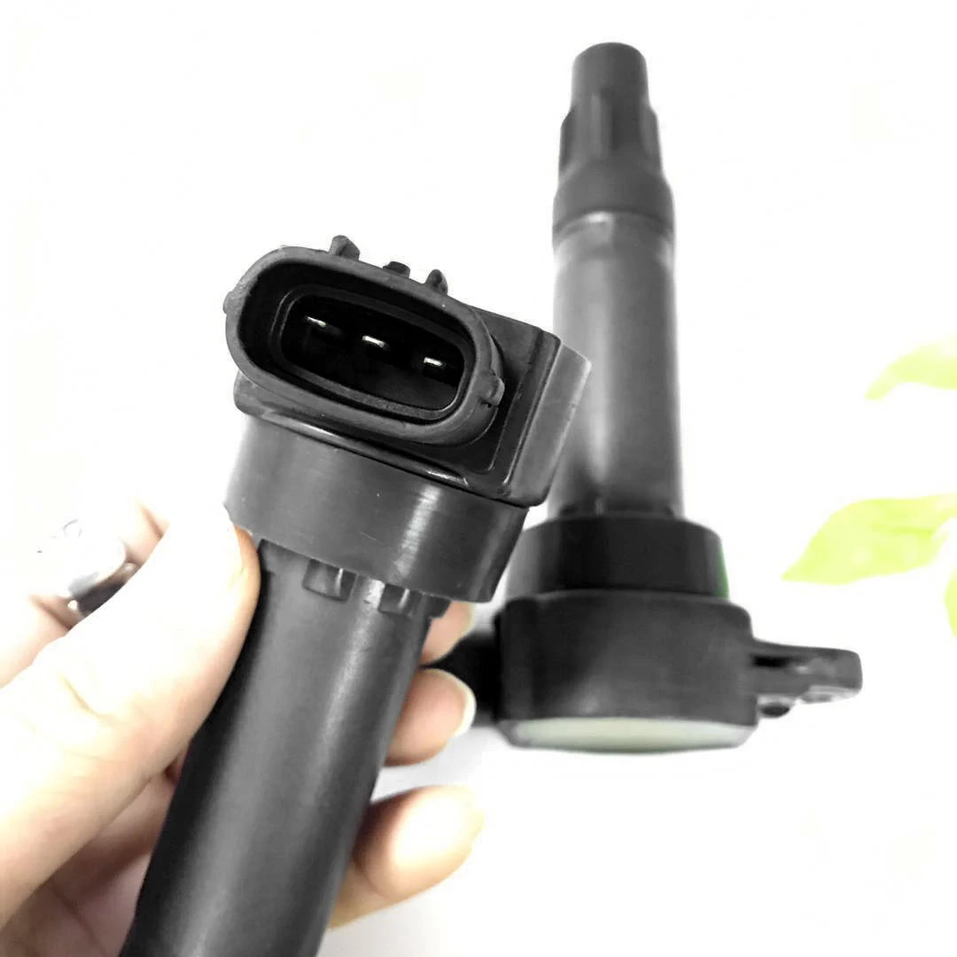 Ignition Coil 832A028 FK0319 For Mercedes-Benz Smart 451 Fortwo Passion Coupe Cabrio Mitsubishi