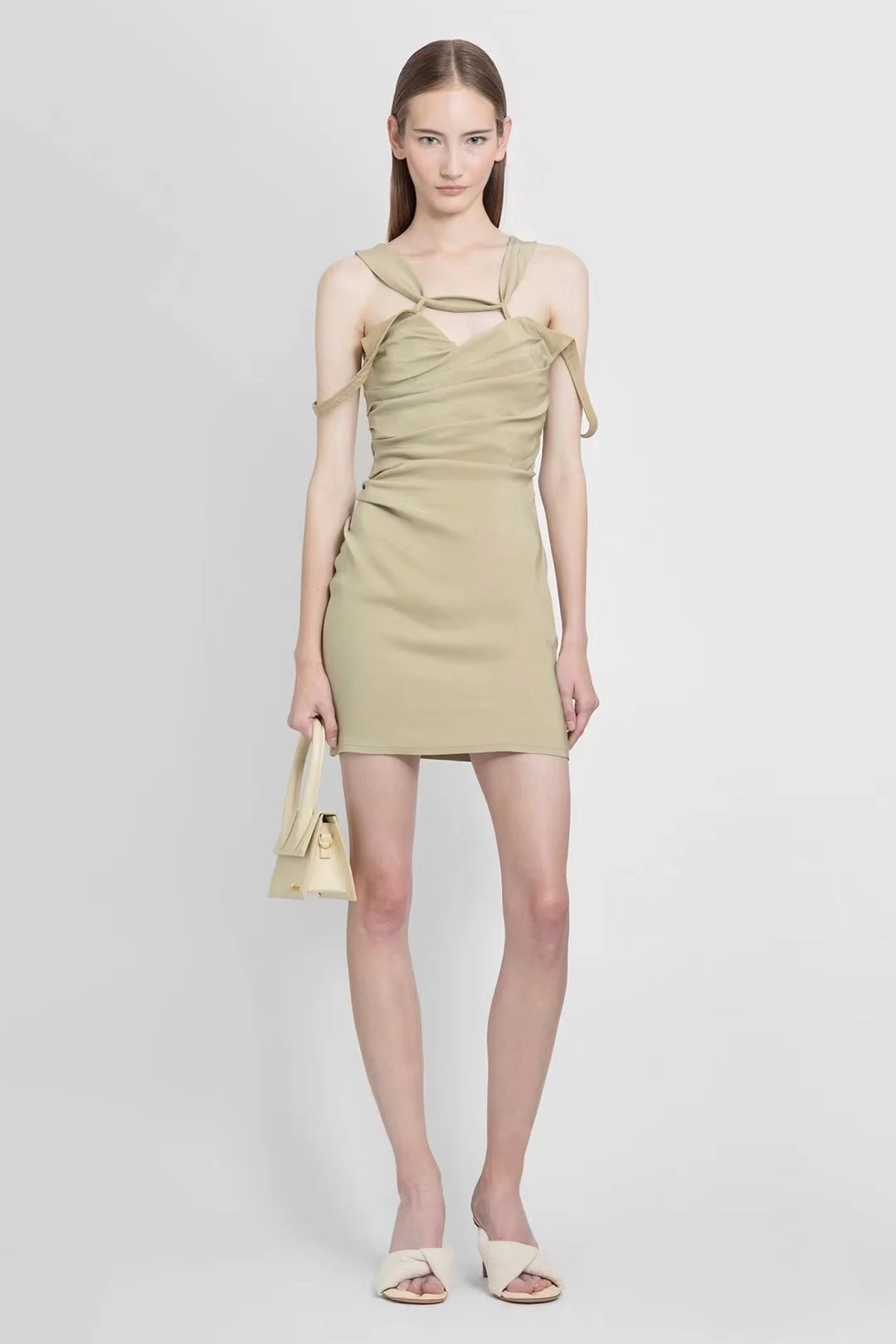 

New women's clothing for spring And summer 2023 Natural Holiday Wind-Spinning Pleated Shoulder Strap Halter Silky Dress 0422