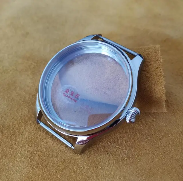 고품질 316L 스테인리스 스틸로 제작된 고전적인 パイロット 스타일 시계 케이스