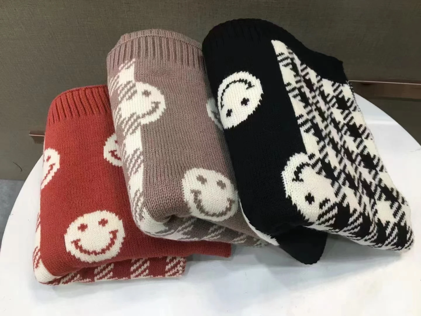 

Мужской и женский шарф для взрослых на осень и зиму корейское издание теплый модный вязаный шарф для взрослых нагрудник мягкий шерстяной вязаный зимний шарф versati