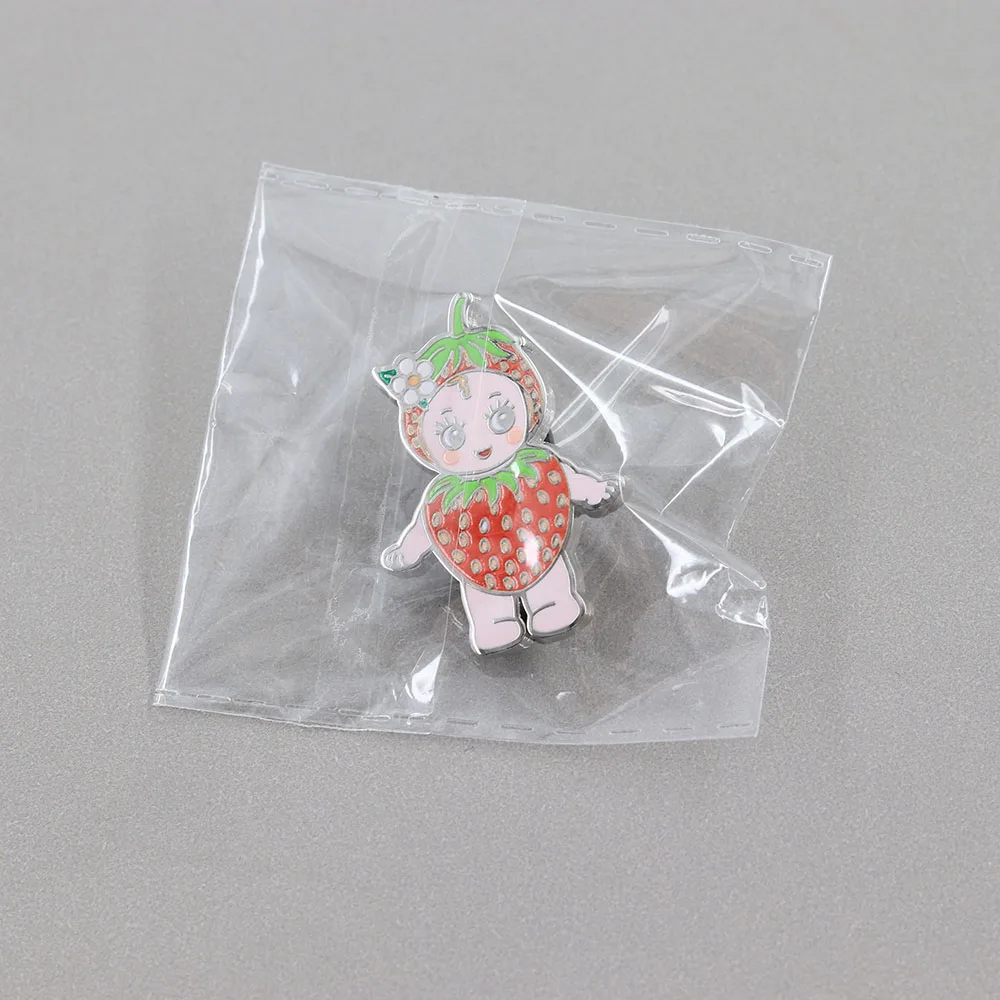 Niedliche Erdbeer-Mädchen Emaille-Anstecknadel Kawaii Frucht Baby Junge Brosche Metall-Abzeichen Schmuck Mode-Accessoires Geschenk Rucksack Kleidung Deko – Detail 9