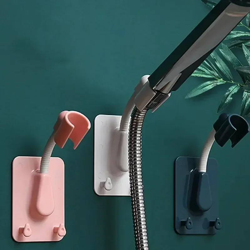 Palm pot brush cleaning coffee grounds