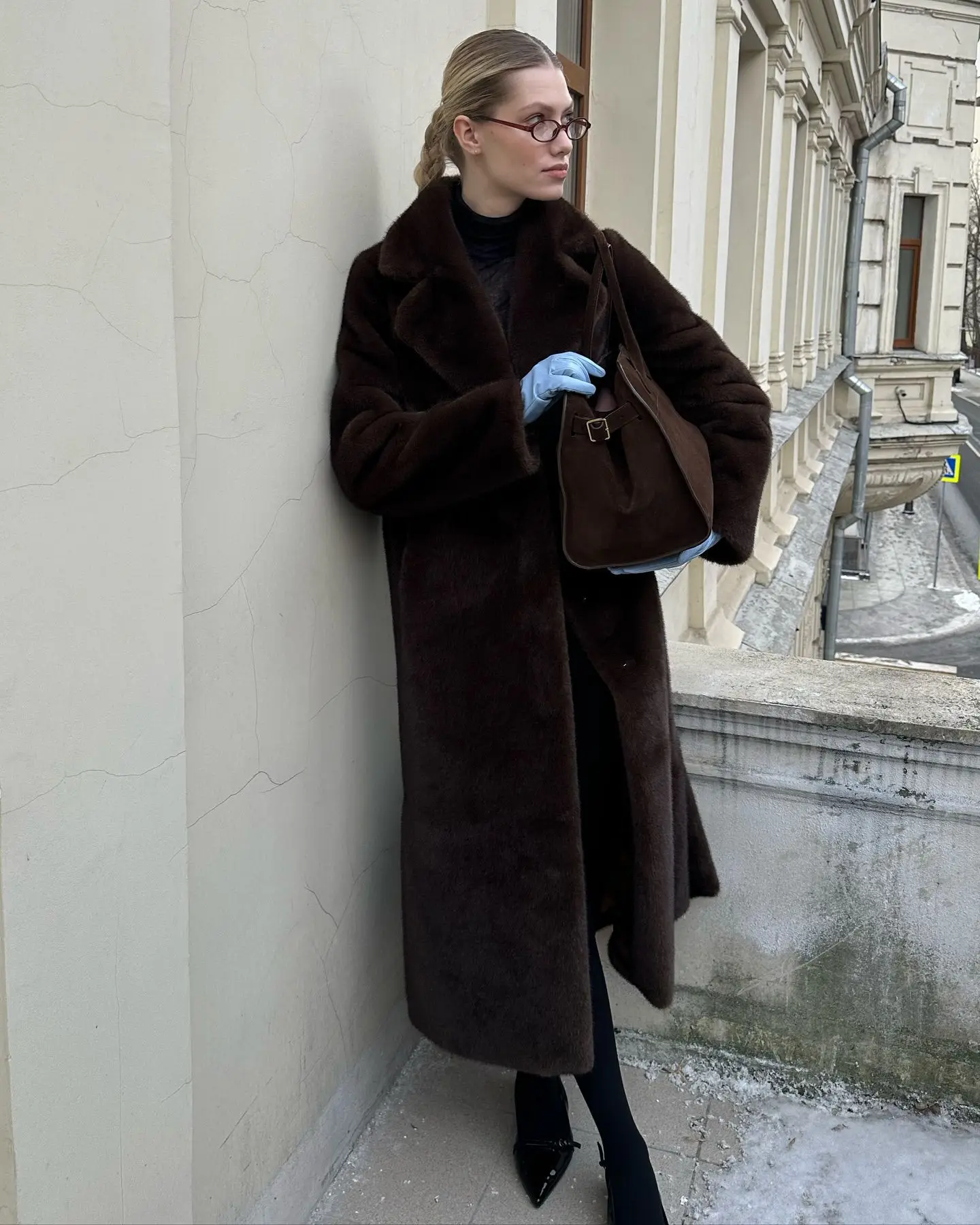 Women's fashion coat plain high-end fur long-sleeved pocket lapel top autumn and winter new coat