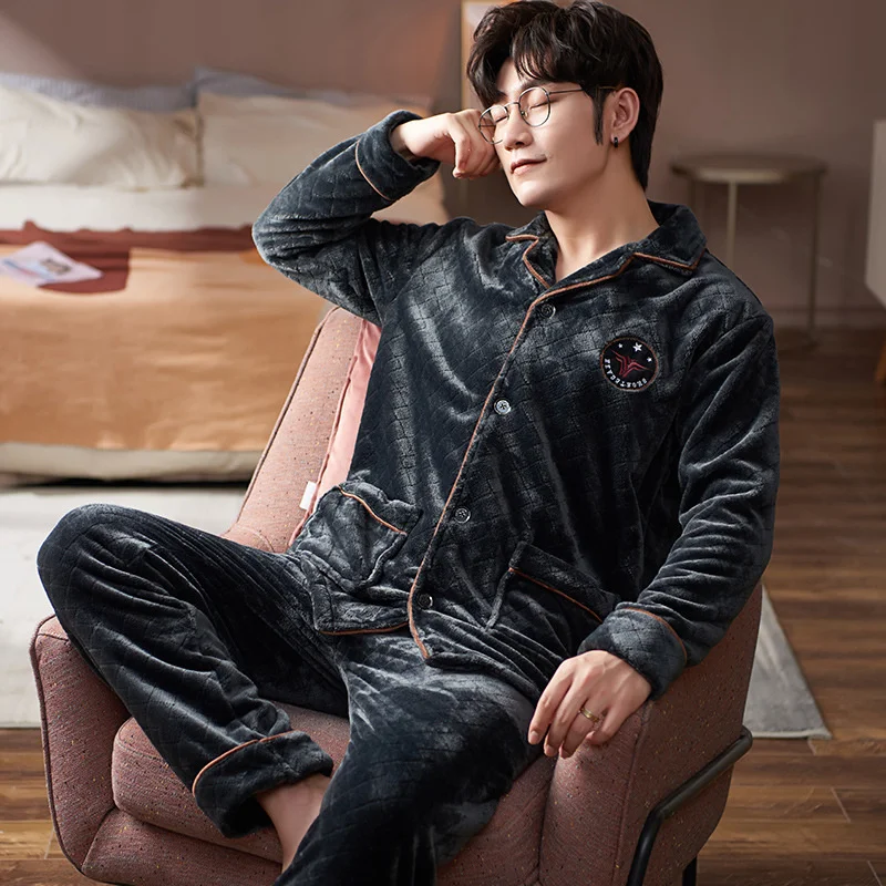 Coral Velvet Pajamas Men's Winter Plush Thickened Warm Cardigan Lapel Flannel Can Wear Large Home Suit