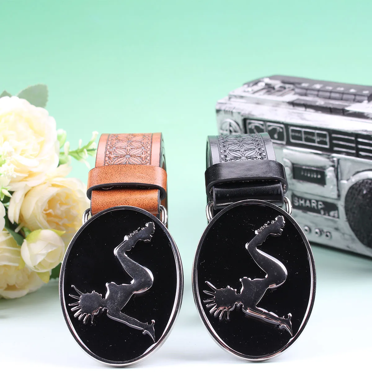 

Black background spicy girl3.7cm wide men's and women's Western bull head denim style bull scalprendy belt smooth buckle