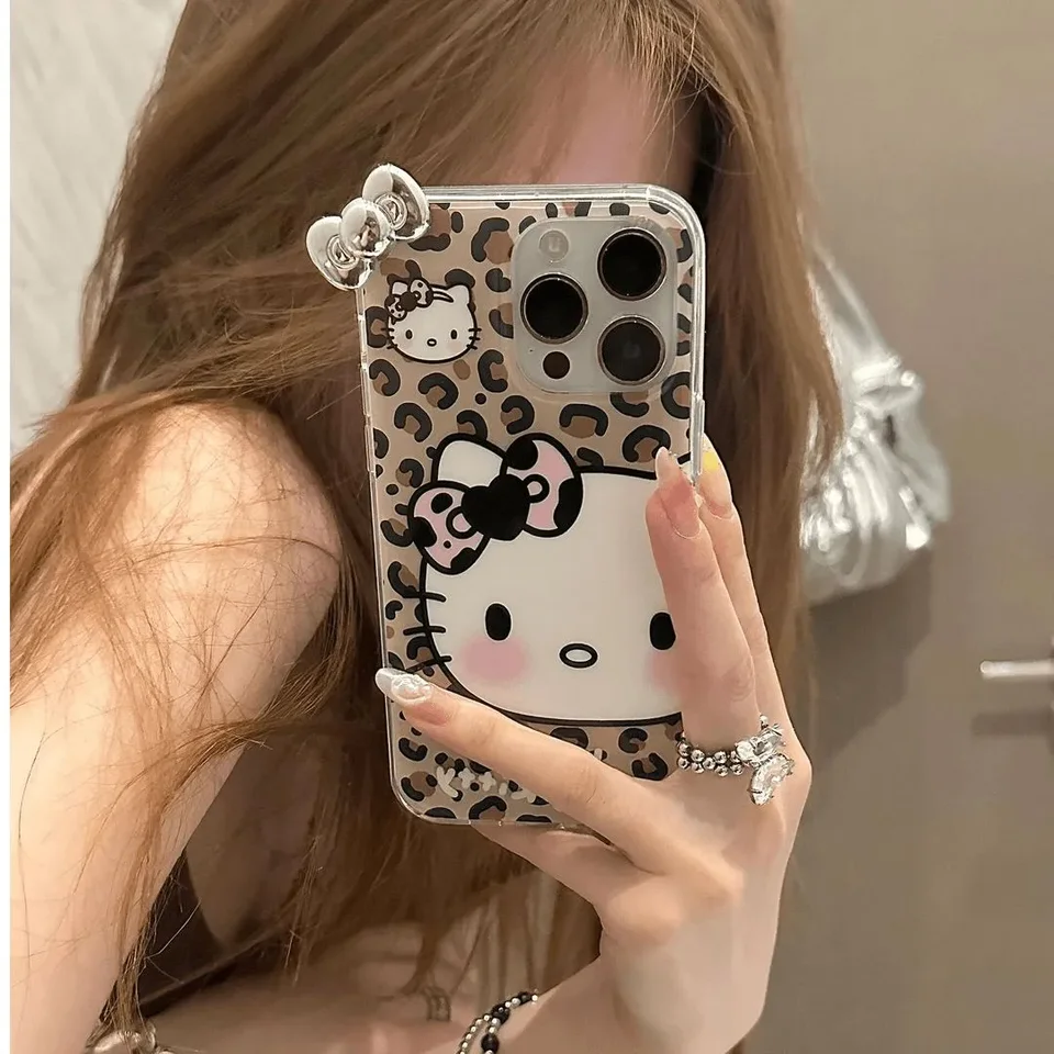 かわいいハローキティヒョウ柄黒弓電話ケース iphone 16 15 14 12 13