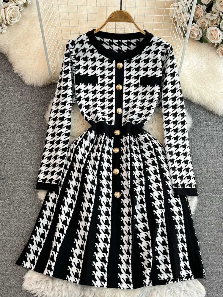 

Women Autumn Vestidos Korean Version Round Neck Waistband Style Bird Check Long Sleeved Sweater A-line Knit Dress D5146