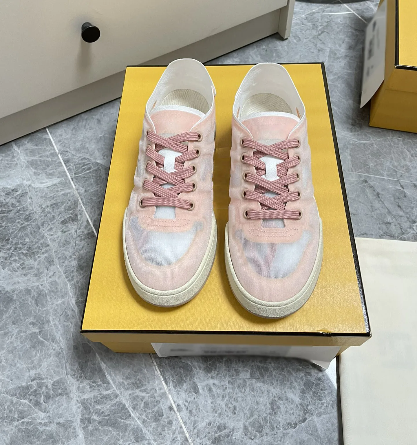 Spring/Summer New Mesh Colored Sports Shoes, Casual Women's Shoes, Versatile Round Headed Lace up Board Shoes