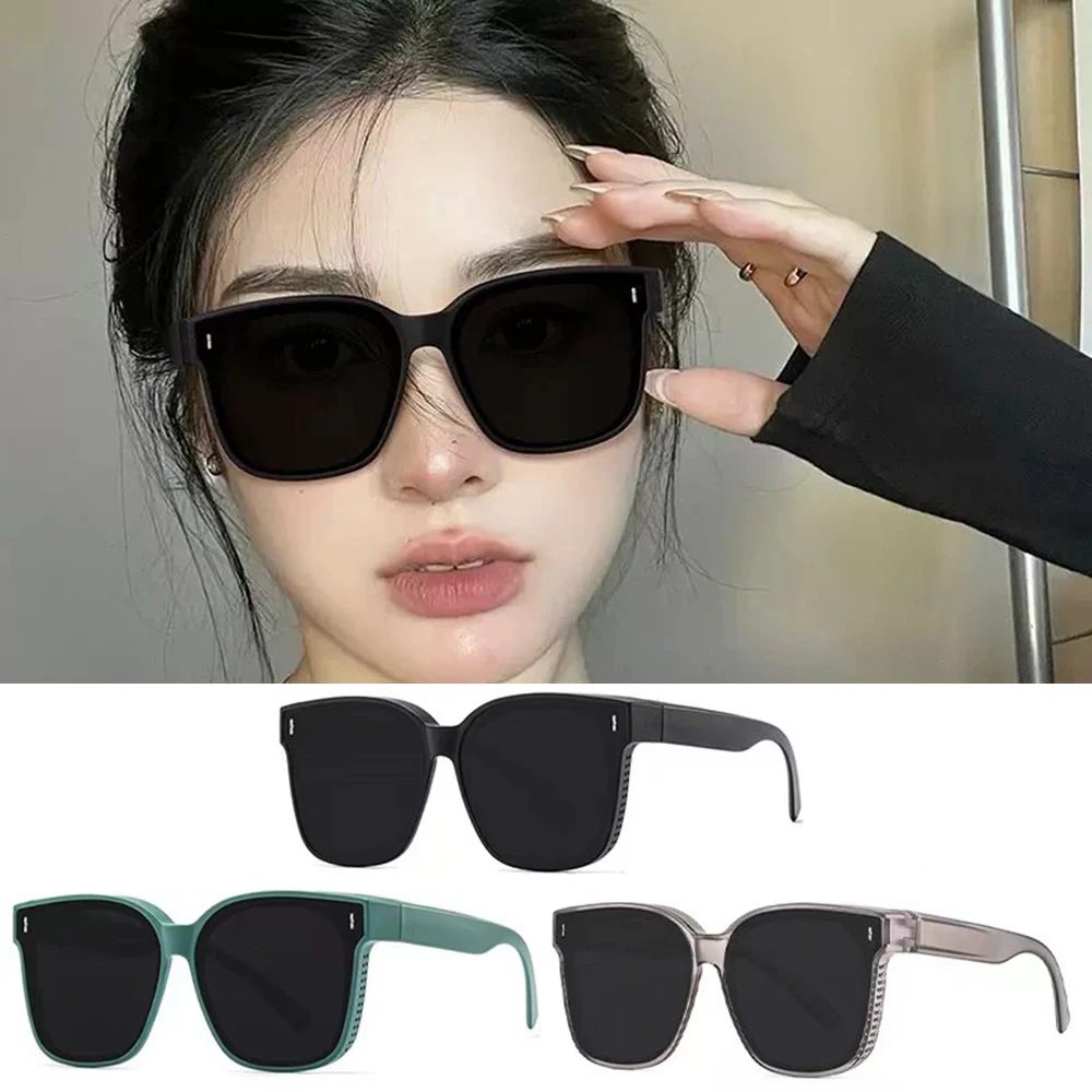Vintage Sunglasses Classic Steampunk Flip Sunglasses Men Vintage Square Plastic Frame Sun Glasses for Women Retro Gothic Glasses Oculos UV400