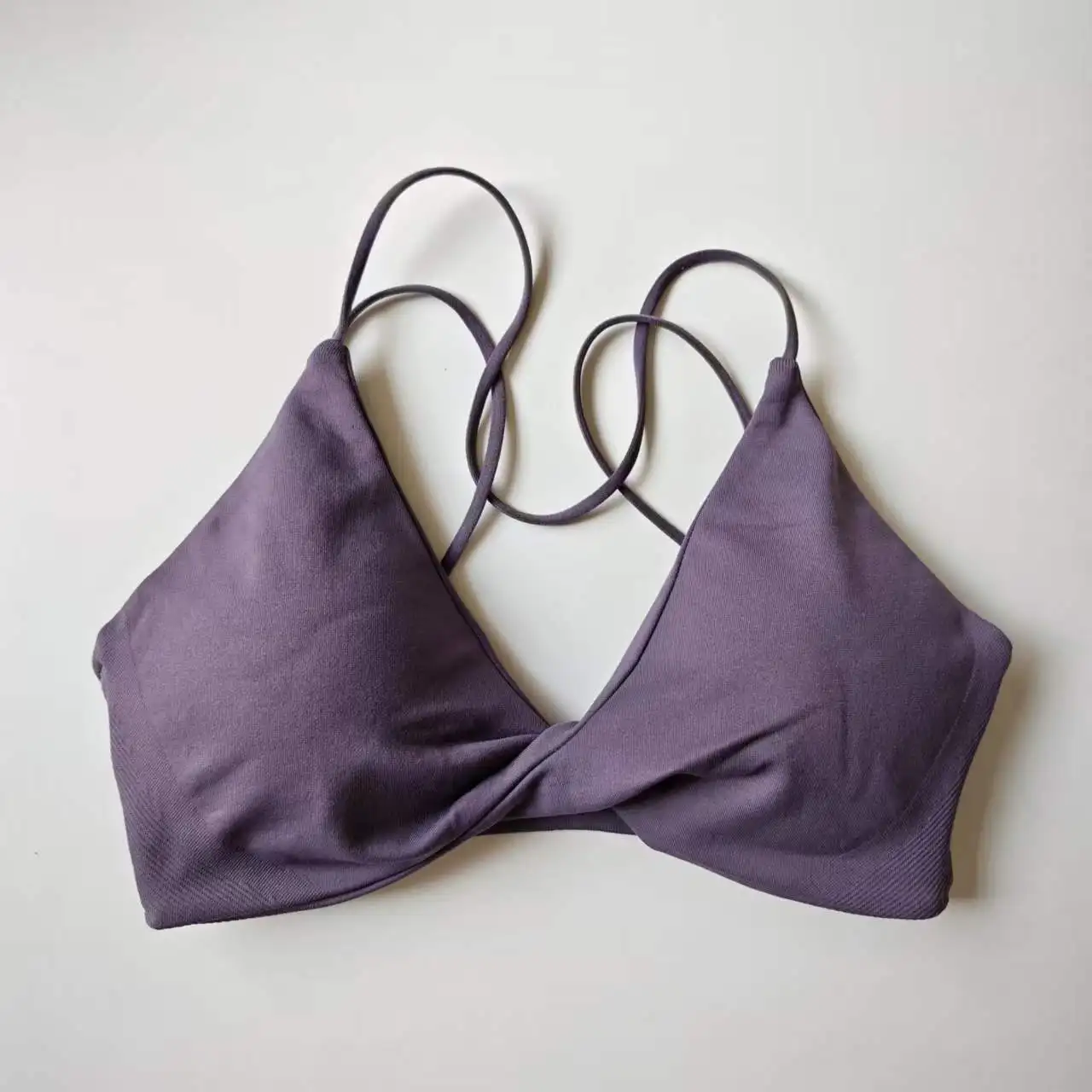 NCLAGEN Vision Twist Front Sport-BH mit hoher Unterstützung für Damen, nahtloser, rückenbetonender Push-up-BH mit dünnen Trägern – Detail 7