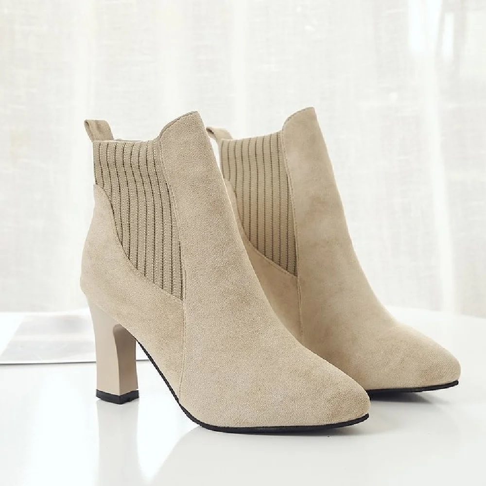 

Women's Pointy Ankle Boots Winter Skinny Boots With Fleece Small Heels Medium Heel Suede Bare Boots High Heel Doc Martens