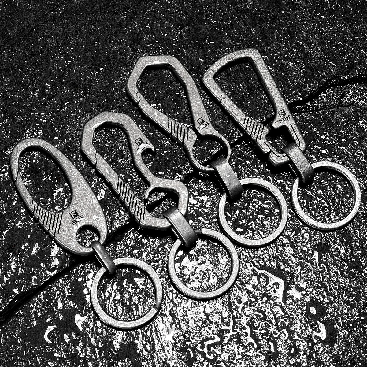 진짜 티타늄 키 체인 남자 EDC 경량 자동차 열쇠 고리 버클 열쇠 고리 홀더 도구 고품질 Carbiner 액세서리 선물