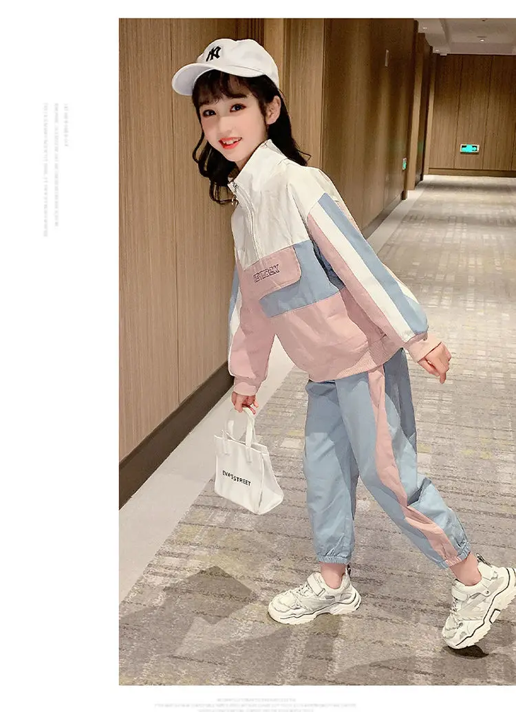 Girls spring fashion 2-piece outfit with shirt and trousers, trendy kids clothing set for ages 3 to 12. 2