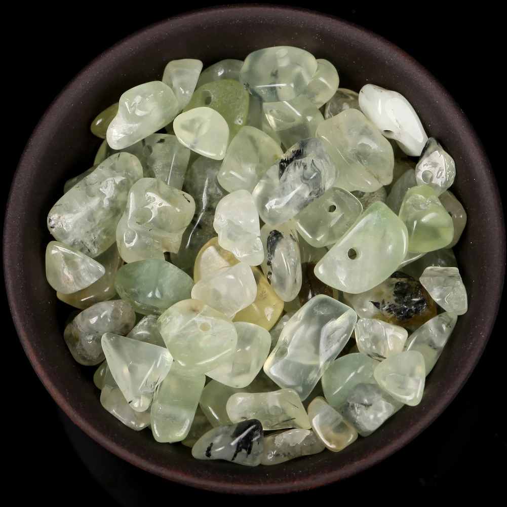 thumbnail image 1 of Piedras de grava naturales irregulares, fluorita verde, amatistas, cuentas de granate para hacer joyas, pulseras, collares y accesorios, 1 of 5
