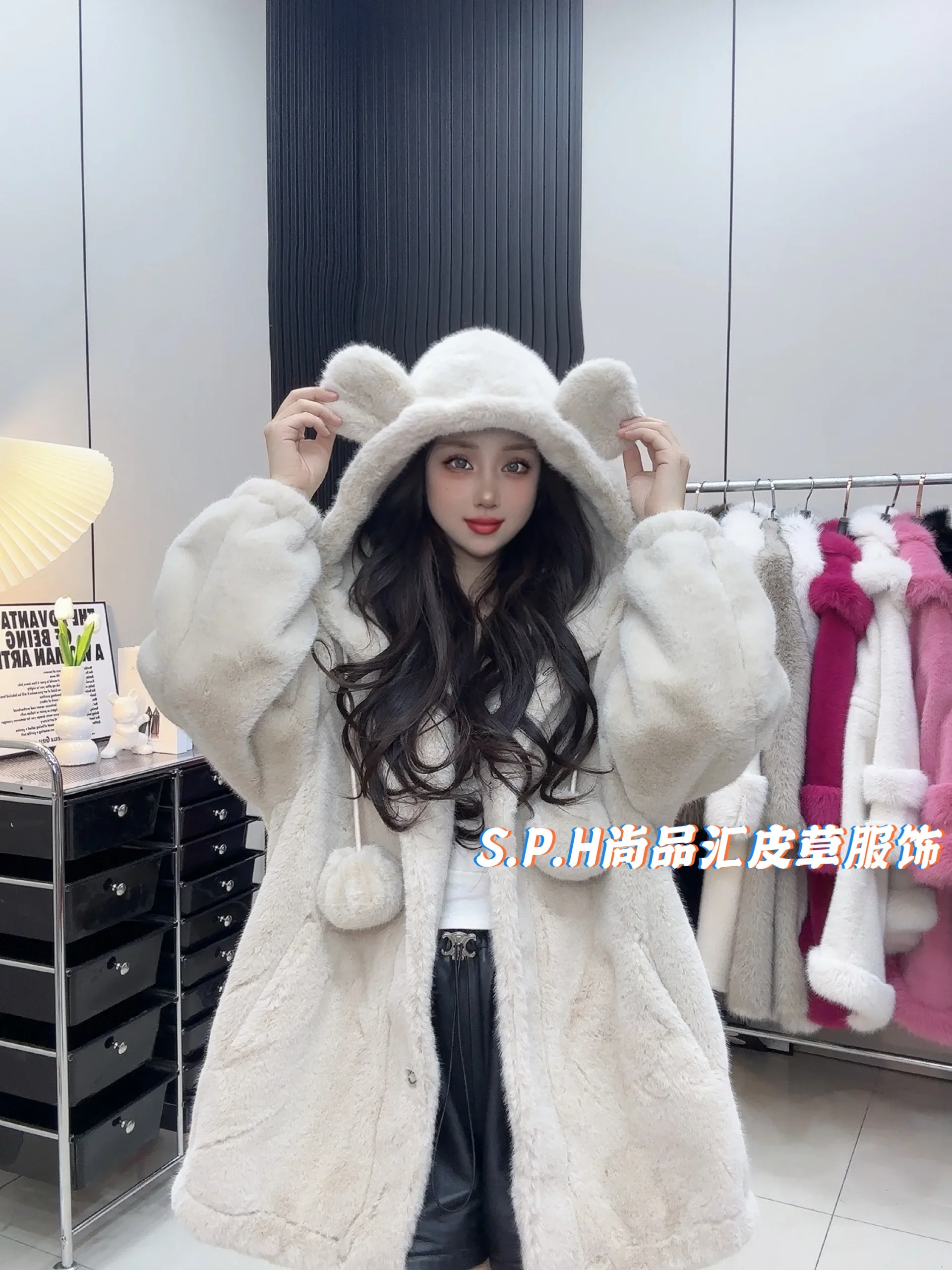 New Women's Winter Hooded Sweet Cute Faux Fur Thicked Fashion Loose Comfort Feminine Long Sleeve Solid Color Faux Fur Coats