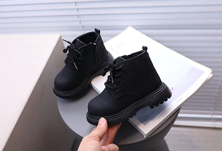 Marke Designer Kinder Kurze Stiefel Einfache Reine Farbe Schuhe für Kinder Mädchen Jungen Casual Lace Up Student Schuh Kind Stiefel – Detail 8