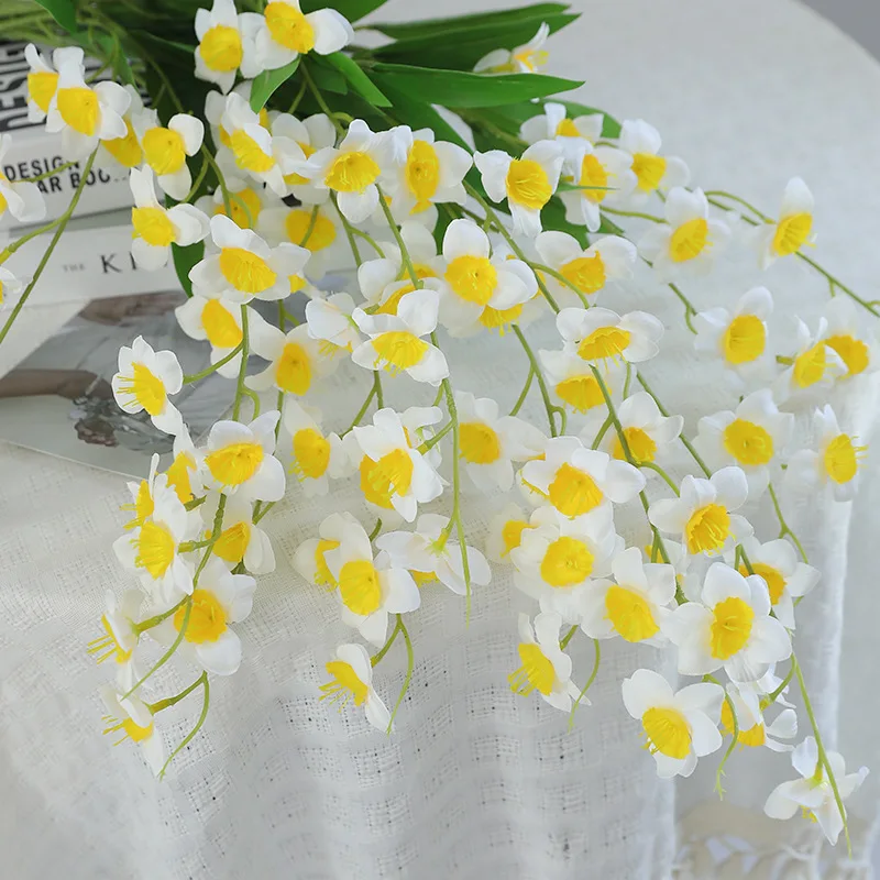 12 stücke Künstliche Blumen Seide Tanzen Orchidee Pflanze Hotel Dekoration Hängende Gefälschte Blume Simulation Narzisse Zweig Floral