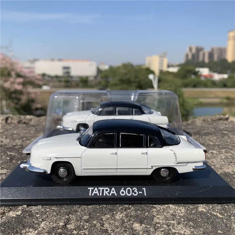 1:43 Scale Model Diecast Soviet TATRA 603-1 Alloy Czech Retro Car Toy Classic Vehicle Collection Display For Children Adult Doll mini 1 72 scale 2005 chevrolet ssr convertible retro car model diecasts