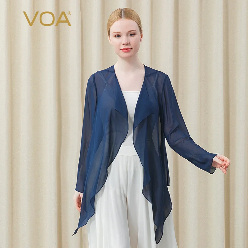 VOA 실크 조젯 블루 스카프 칼라 긴 소매 느슨한 더브테일 밑단 자외선 차단제 가벼운 통기성 코트 여름 WE101 여성 의류