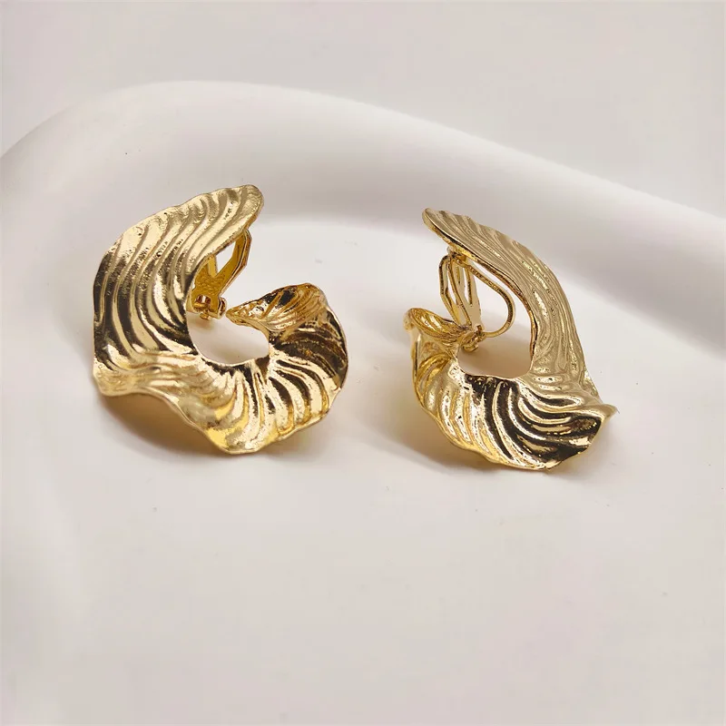 FIOROYAL Orecchini a clip da donna senza fori per le orecchie, orecchini a forma di petalo da donna, senza foro per le orecchie