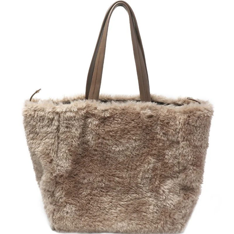 Large Capacity Women's Plush Shoulder Bag Luxury Faux Fur Shoulder Bag New Winter High Quality Plush Shoulder Bag