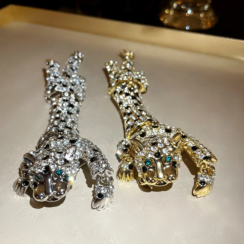 New Vintage Hyperbole Rhinestones Large Tiger leopard Shoulder Decor Brooches Men Women Unique Design Party Jewelry Accessory