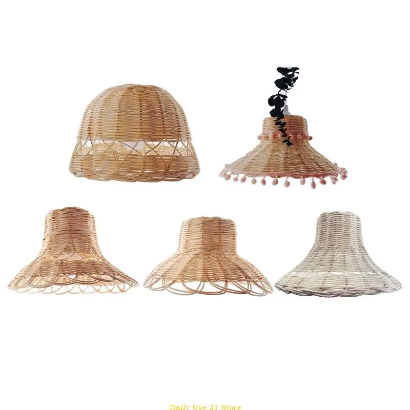 

Hand-woven Natural Rattan Lampshade Chandelier Hanging Light Shades for Homestay