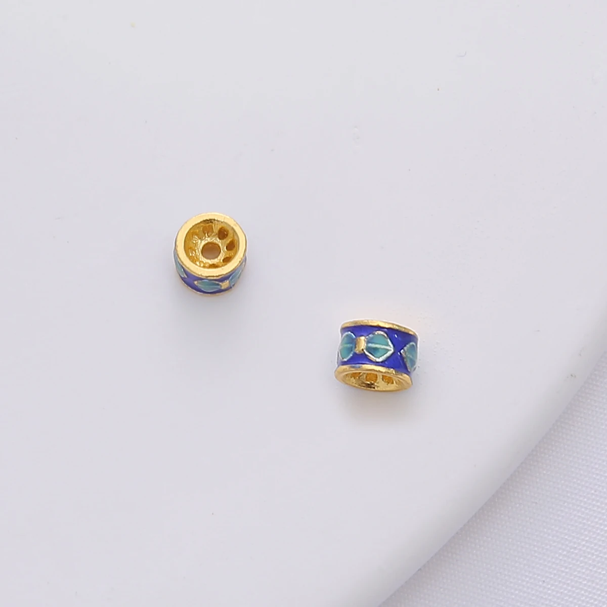 1 Stück Kupfer 18K Gold Blau Lose Spacer Perlen Runde Blumenperlen Charms für Armband Halskette Ohrring DIY Schmuckherstellung Handwerk – Detail 8