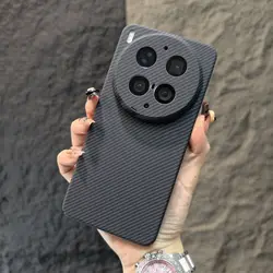 Custodia per telefono in materiale carbonio opaco alla moda con protezione antiurto e bordo protettivo