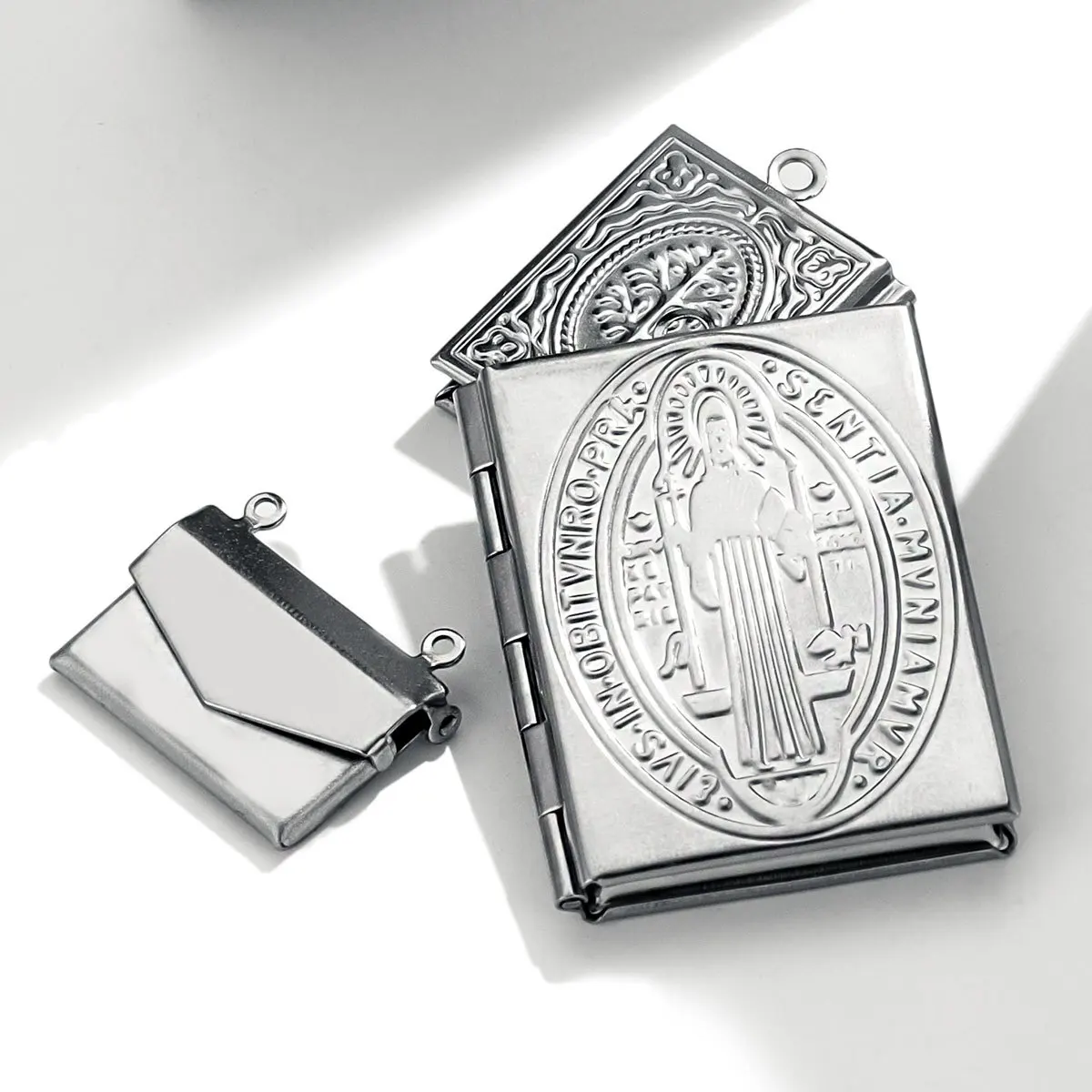 Stainless Steel Rectangular Phase Box Pendant Retro Envelope Pendant DIY Creative Necklace Accessories 4