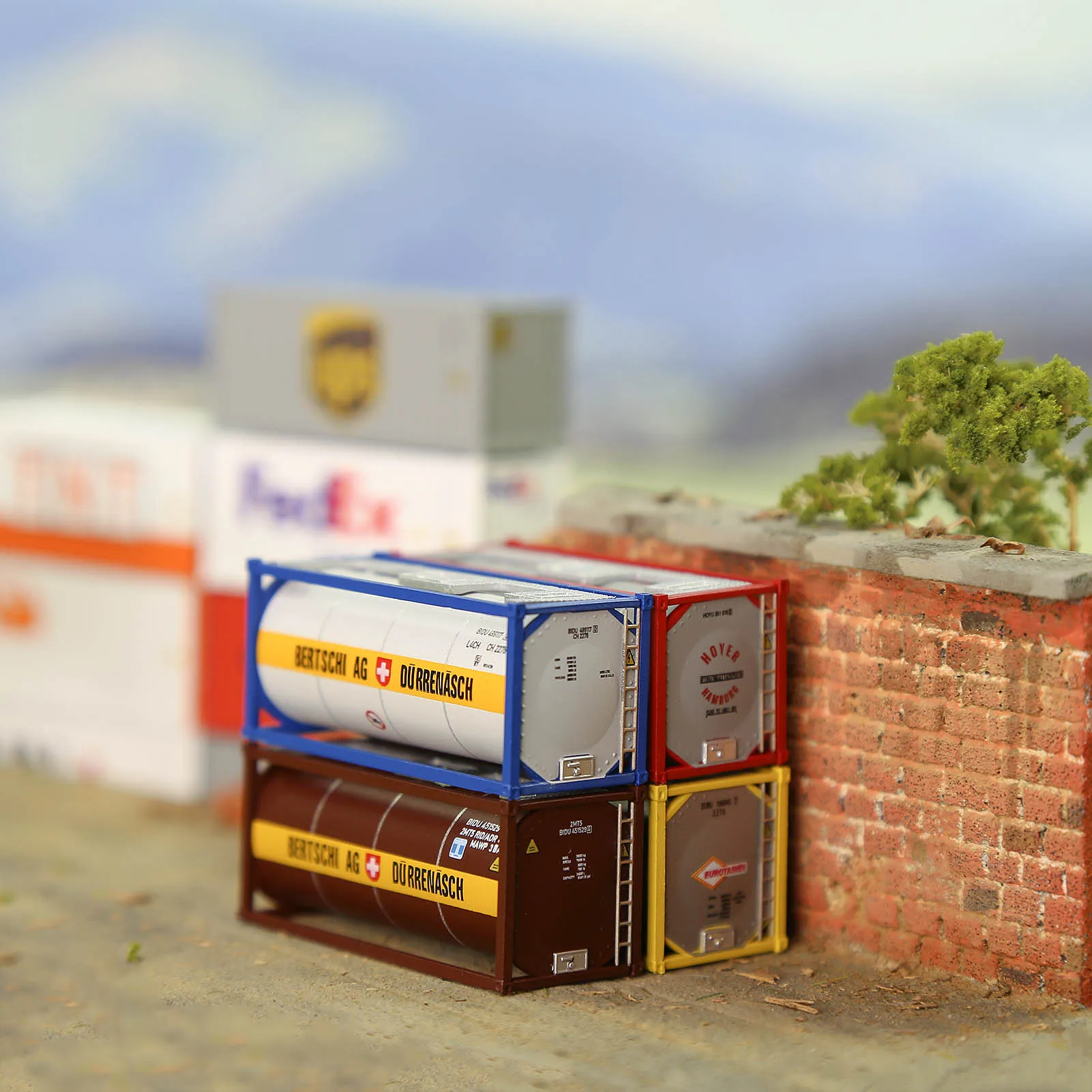 N Scale Oil Tank Container 20ft - Image 3