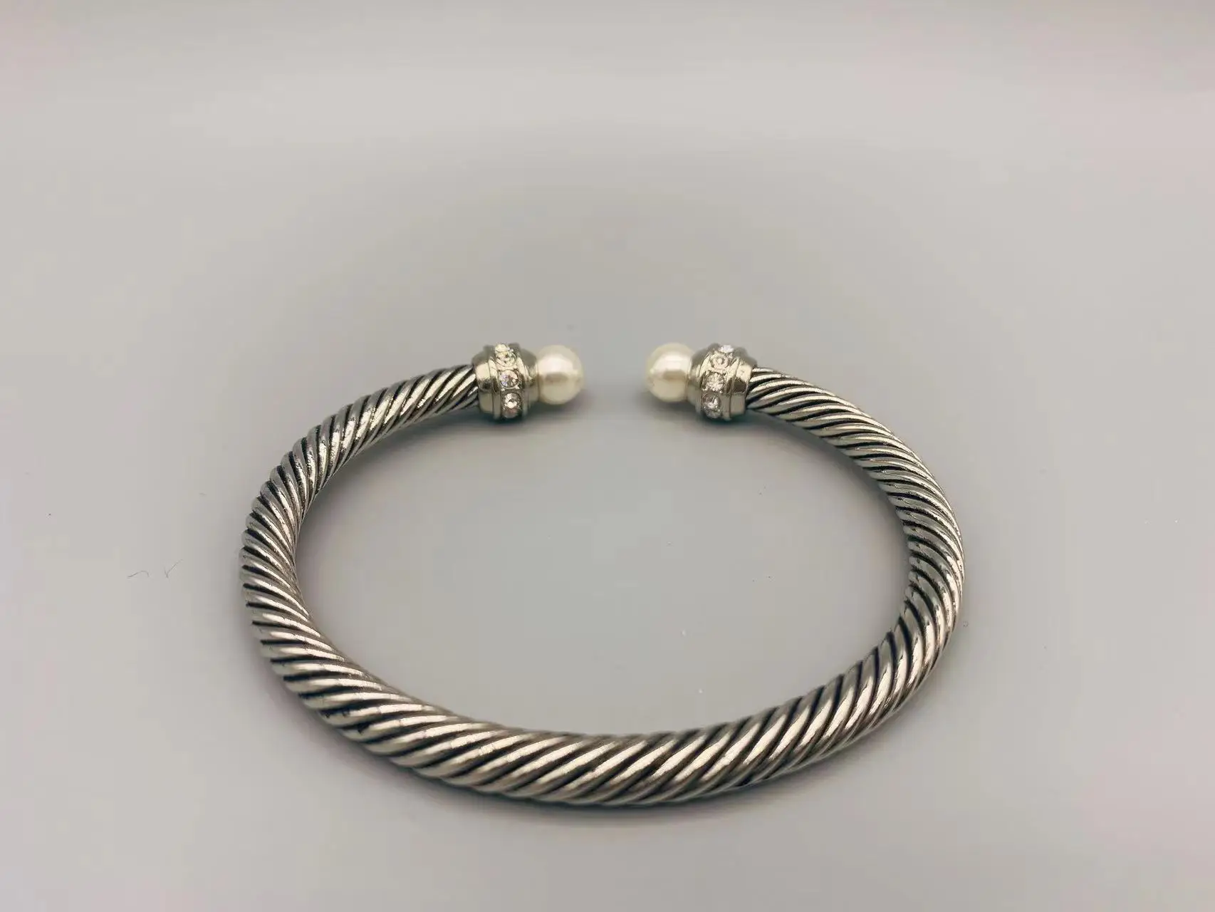 Le Han Jewelry  Silver Cable 8MM Mother White Pearl  Bracelet  With  Clear Cubic Zircon 6mm