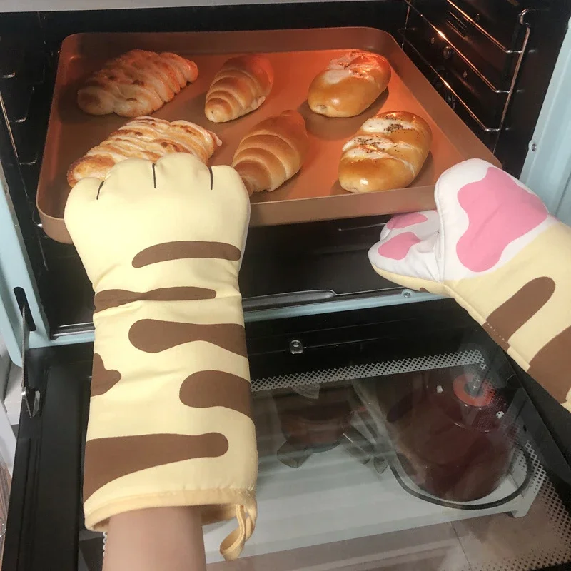 1 Pair Cat paw insulated gloves Kitchen supplies Microwave oven heat-resistant baking gloves Cute Cat Claw Oven Gloves 6
