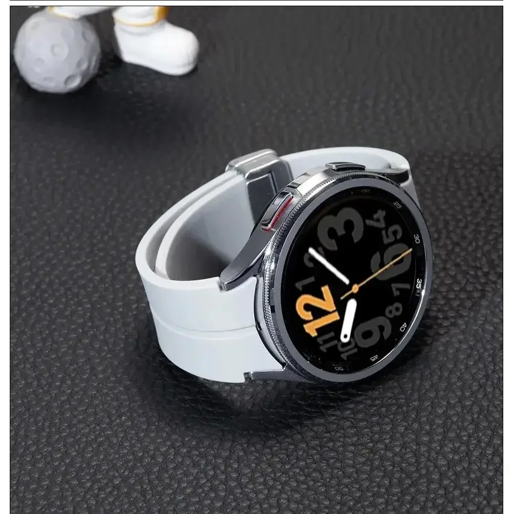 Sleek Magnetic Silicone Watch Band - Universal 20mm Strap