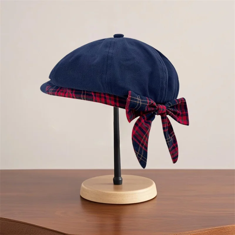 Elegant Plaid Beret Hat with Bow Detail and Short Brim Vintage Style Painter s Cap for Women
