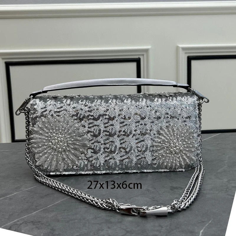 

Retro new designer embroidered sequined beaded handbag high-quality chain handbag mini fashion Joker shoulder messenger bag.