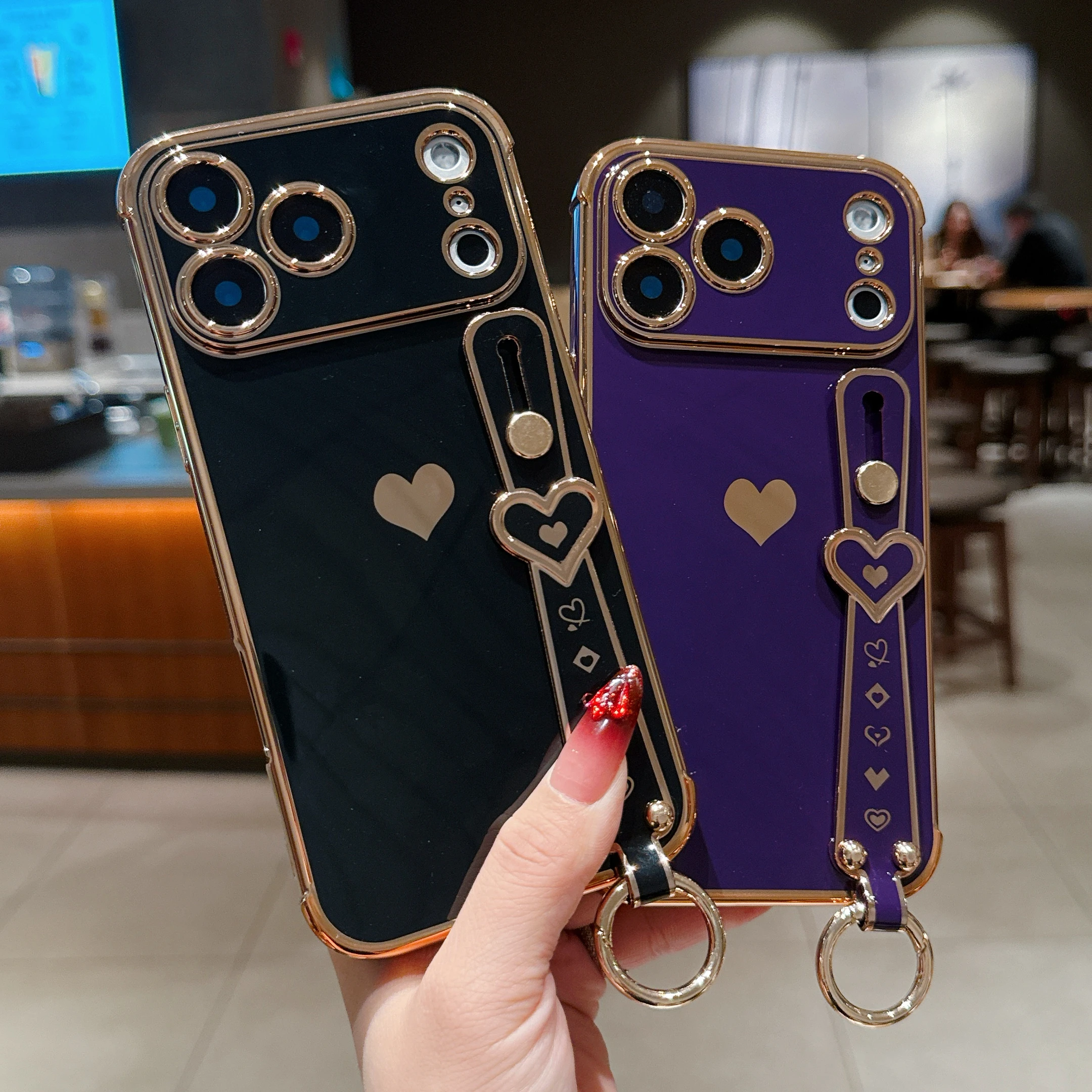 Herzförmige Handgelenkriemen-Hülle für iPhone 17 Pro, 16, 15, 14, 13, 12, 11 Pro Max, X, Xs, XR Max, 12, 13 Mini, 14, 15, 16 Plus – Premium Fashion Cases – Detail 28