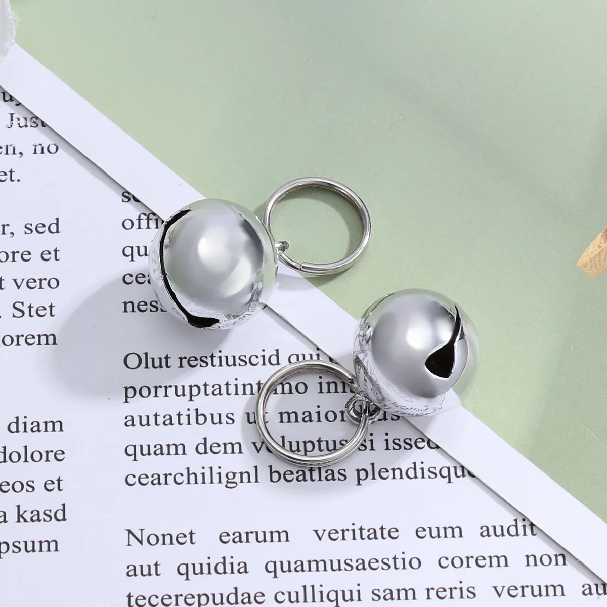 Pet Bells POPETPOP 5PCS 18mm Pendant Bells Christmas Pet Accessories Cat Dog Wildlife Decoration Silver