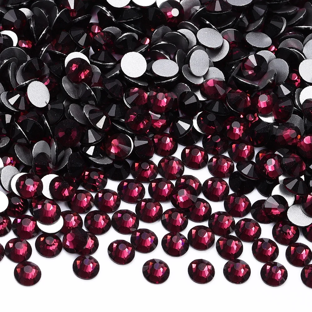 High-Quality Silver Glitter Glass Crystal Rhinestones for Nail Art and Wedding Dress Decoration