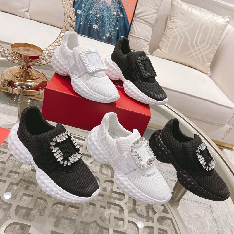 

2022 spring and autumn new Rhinestone square buckle thick soled muffin sports shoes women's inner raised mesh casual dad shoes