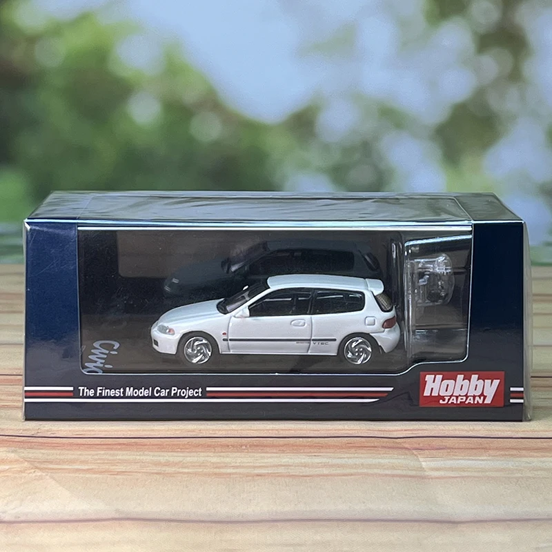 Hobby Japan 1/64 for H~da Civic TYPE R (EK9) With Engine Display