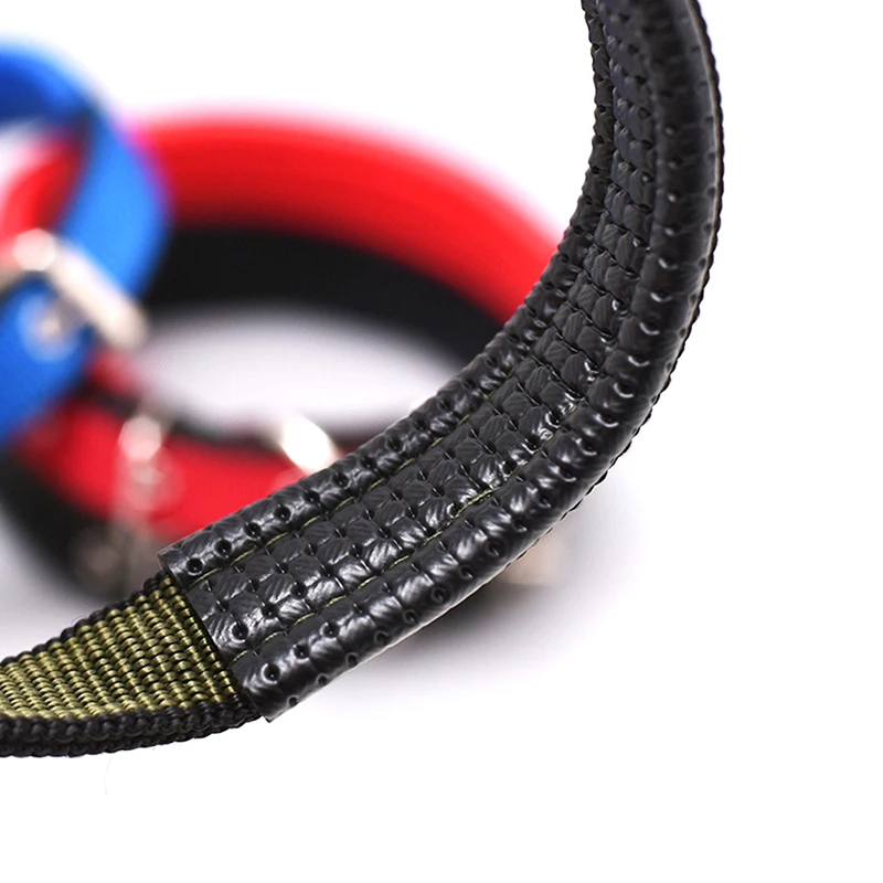KONG Nylon Hundehalsband Größe L – Gepolstert, Reflektierend, Mit Klickverschluss, In Pink