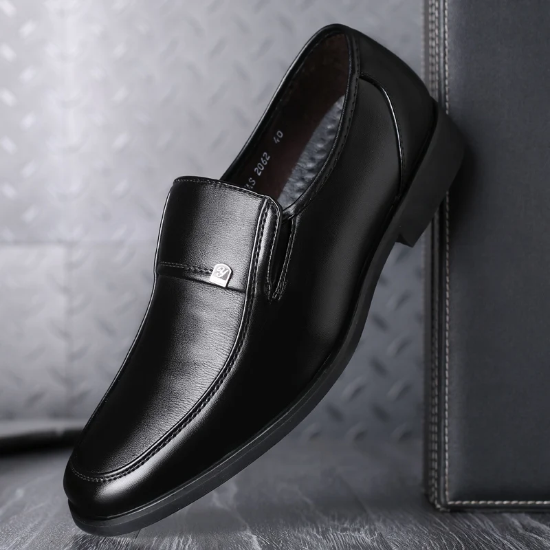 High Quality Formal Leather Men Dress Shoes Breathable Mens Casual Shoes Italian Luxury Brand Slip-on Non-slip Men Driving