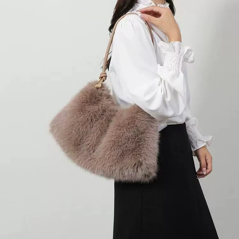 Women's Autumn and Winter Handbag Imitation Fur Fashion Hundred with Plush Bag Solid Color Large Capacity Zipper Shoulder Bag