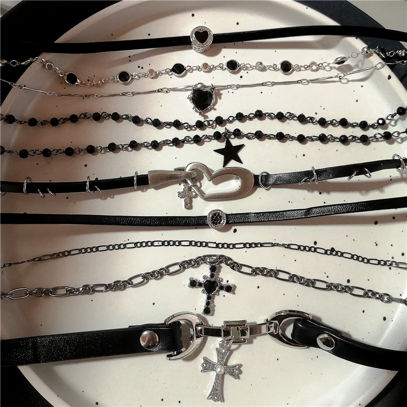 Goth Y2K Vintage Black Heart Cross Pendant Chain Choker