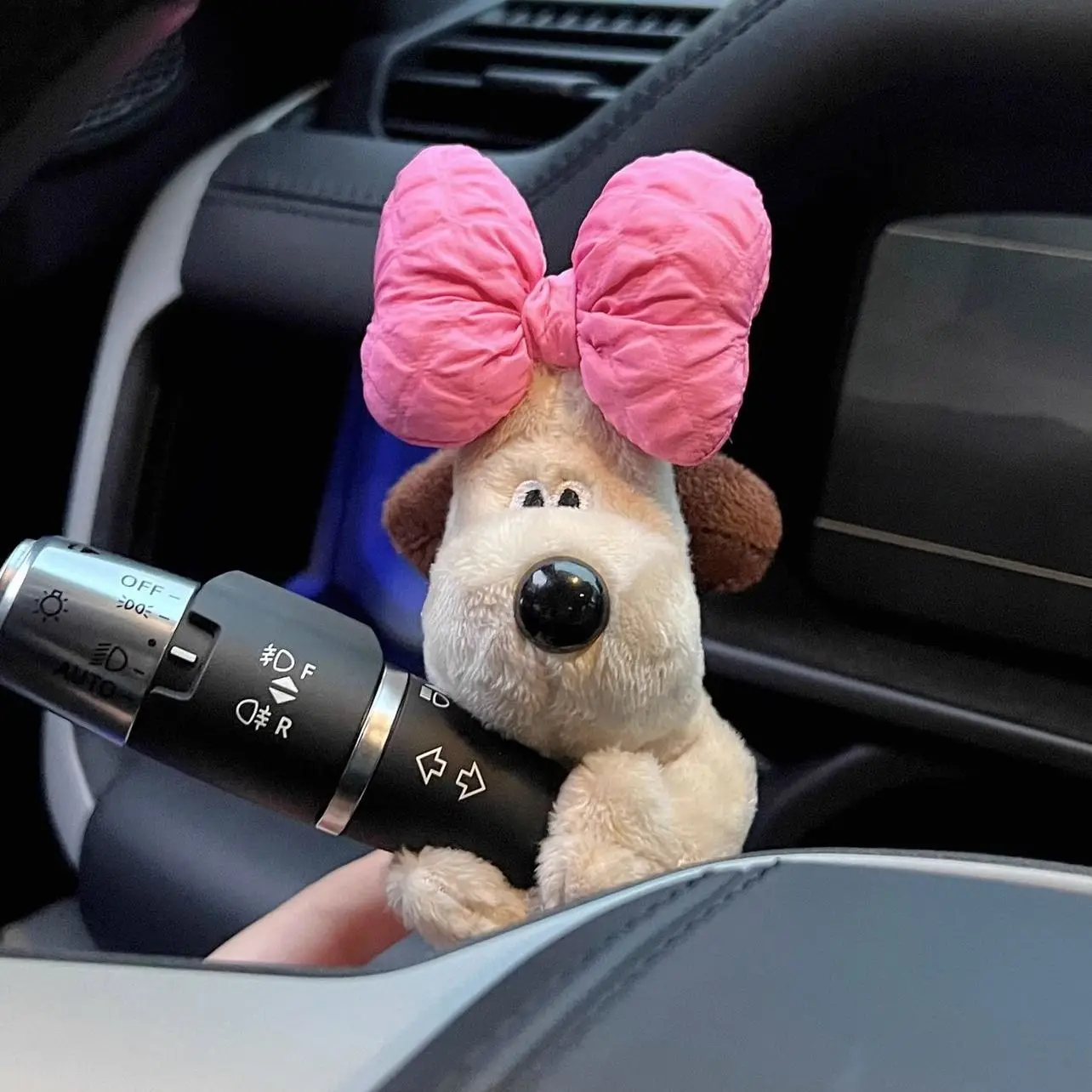 Cute Bowknot Dog Car Suspension Decoration Plush Doll Decoration Girl Creative Birthday Gift Car Accessory Women car interior accessories