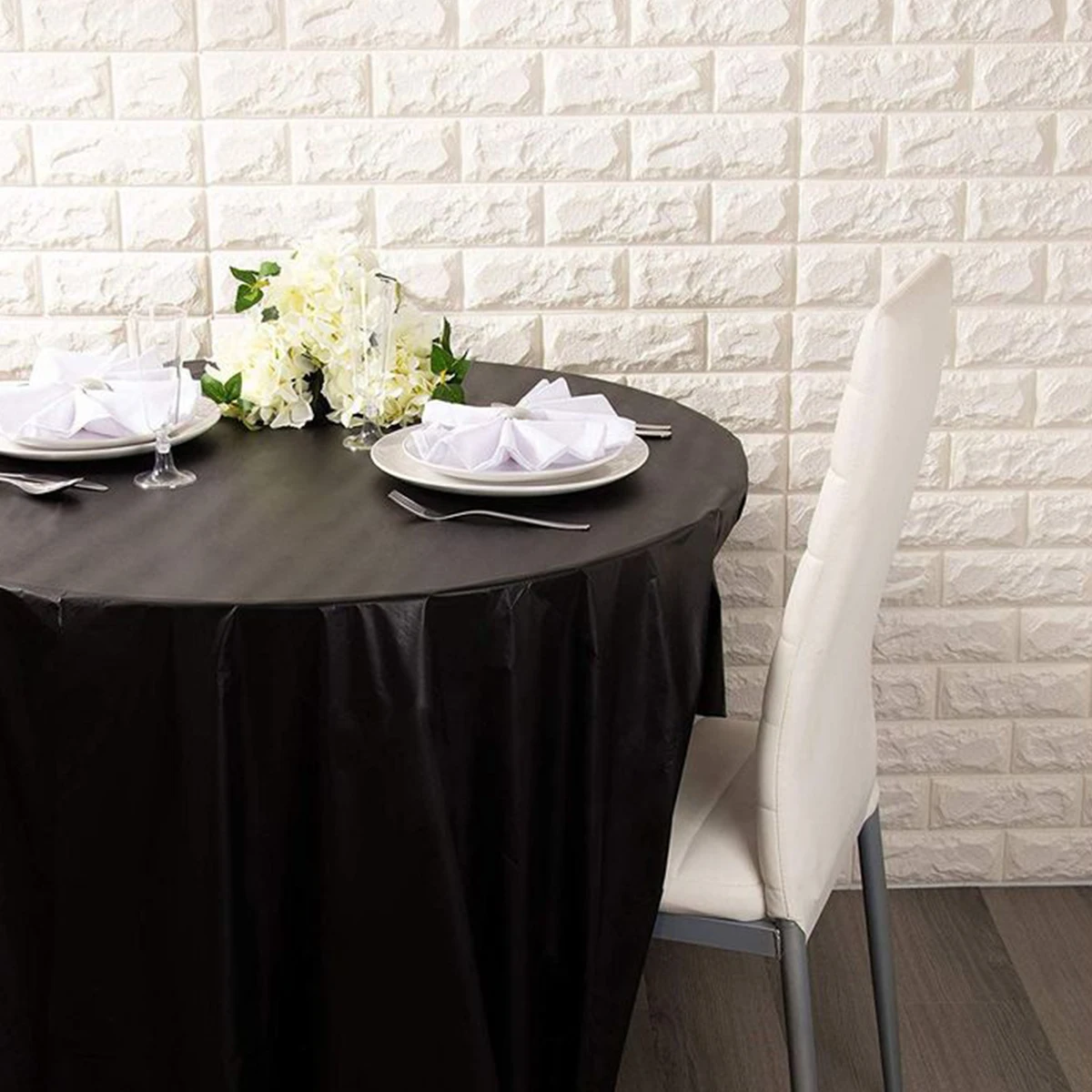 Round Tablecloth table cloth White Plastic No Stitch Fabric for Christmas Birthday Wedding Party Hotel Decoration