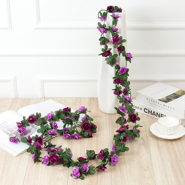 LED Rose Wreath Artificial Plant Vines Valentine's Day Christmas Wedding Decoration Interior Romantic Atmosphere Decoration