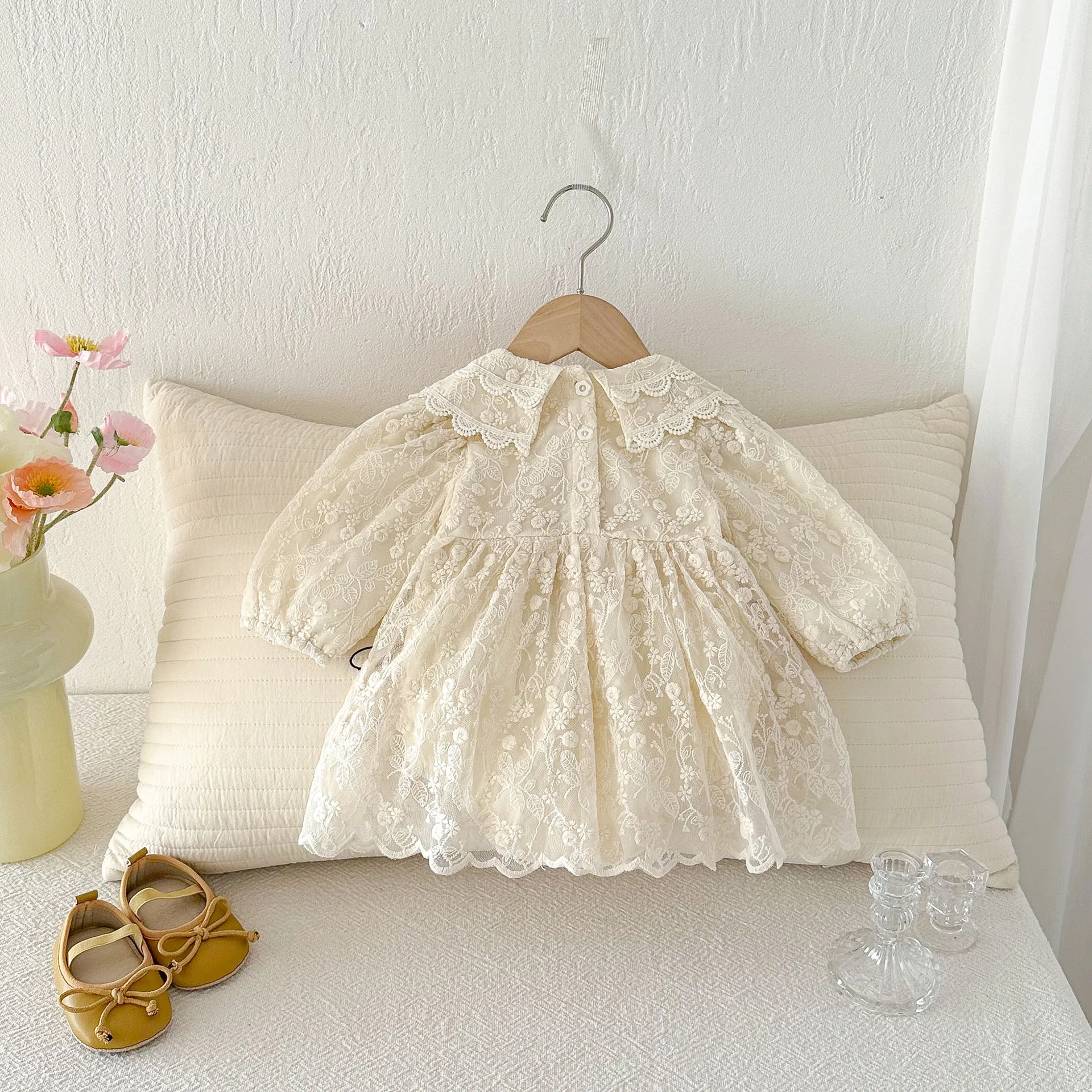 2026 Frühling Koreanische Babykleidung Bubble Langarm-Body für 3M-2T Mädchen Aprikosenfarbenes Spitzenkleid für Kleinkinder – Detail 4