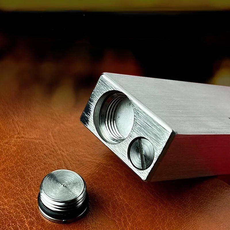 Seitenrolle Titan Feuerzeug Retro Slim Narrow Lift Arm Kerosin Feuerzeug Herren Kollektion Geschenk Raucherzubehör – Detail 2